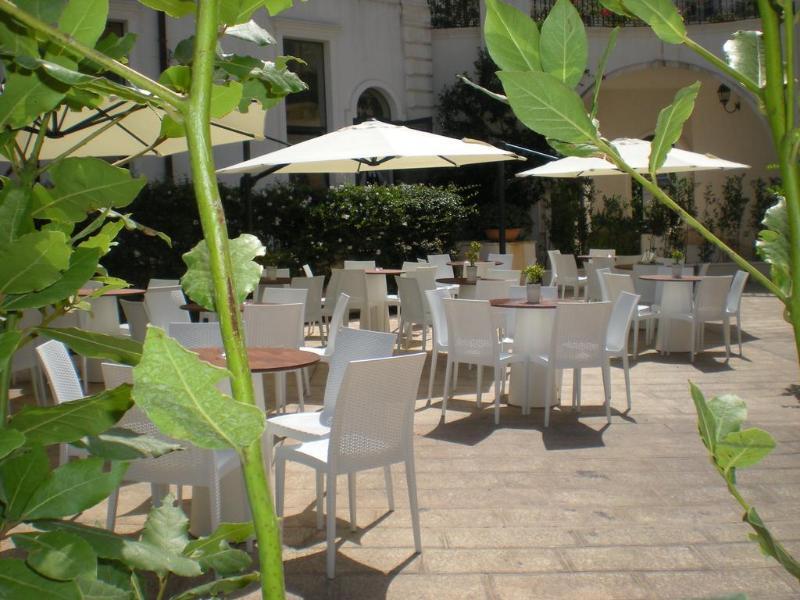 Ostuni Palace - Hotel Bistrot & Spa Exterior photo